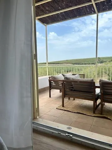 Casa Caraza. Un Olivar Con Vistas Al Castillo De Juego De Tronos Almodóvar del Río إسبانيا