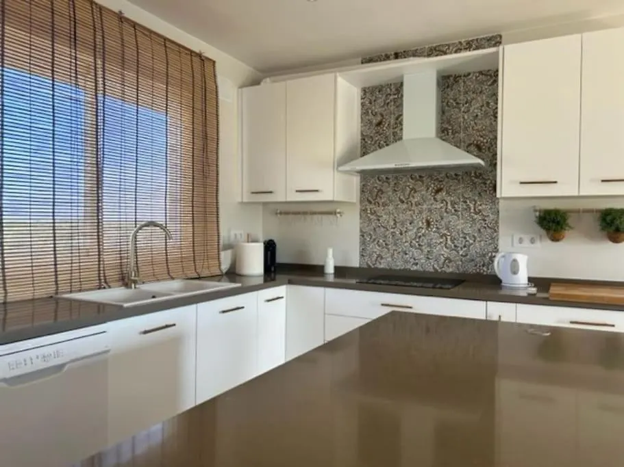 Casa Caraza. Un Olivar Con Vistas Al Castillo De Juego De Tronos Almodóvar del Río بيت للعطل